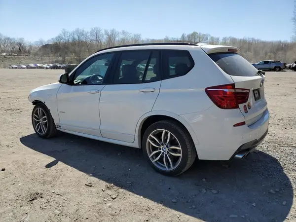 5UXWX9C56H0T10682 2017 BMW X3 - Image 2