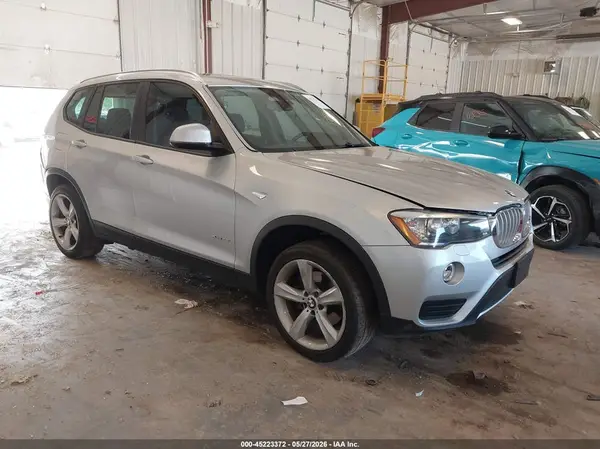 5UXWX9C56H0T13226 2017 BMW X3 - Image 1