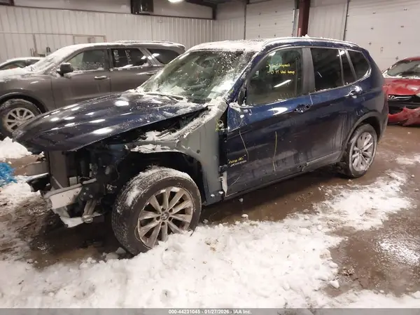 5UXWX9C56H0T15879 2017 BMW X3 - Image 2