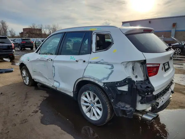 5UXWX9C57G0D74196 2016 BMW X3 - Image 2