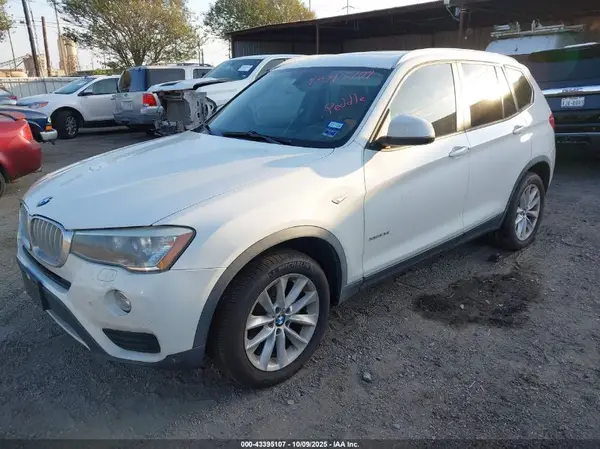 5UXWX9C57H0D96670 2017 BMW X3 - Image 2