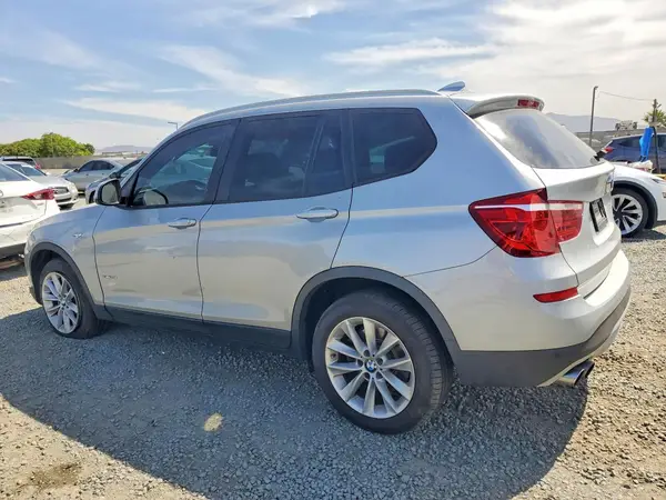 5UXWX9C57H0T01084 2017 BMW X3 - Image 2