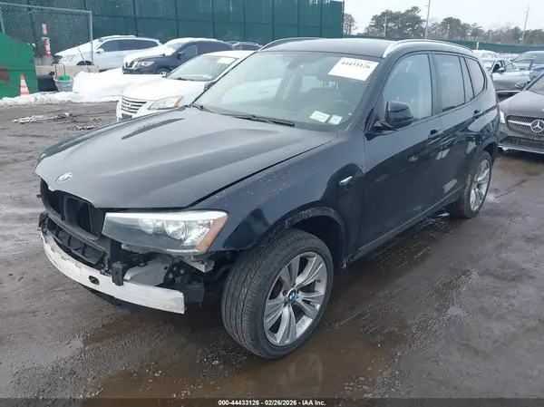 5UXWX9C58G0D80749 2016 BMW X3 - Image 2