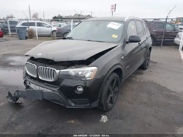 5UXWX9C58G0D84767 2016 BMW X3 - Image 2