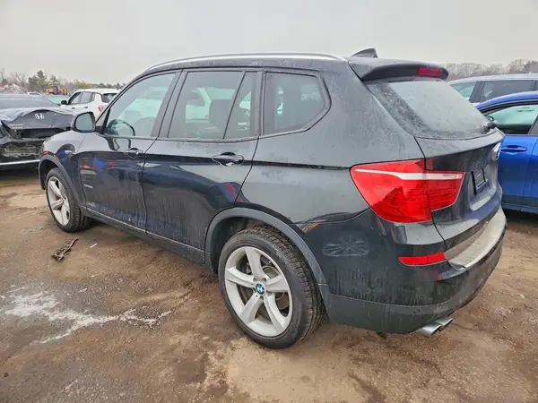 5UXWX9C58H0T00218 2017 BMW X3 - Image 2