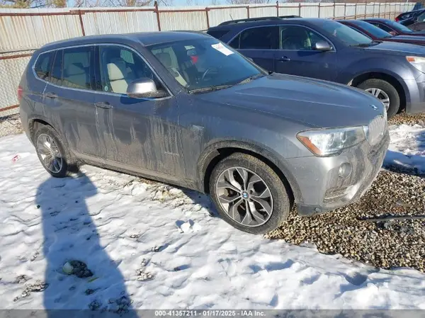 5UXWX9C58H0T03054 2017 BMW X3 - Image 1