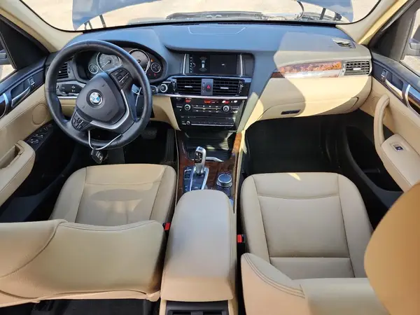 5UXWX9C58H0T04902 2017 BMW X3 - Image 8
