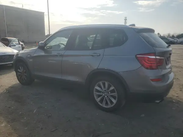 5UXWX9C58H0T06410 2017 BMW X3 - Image 2