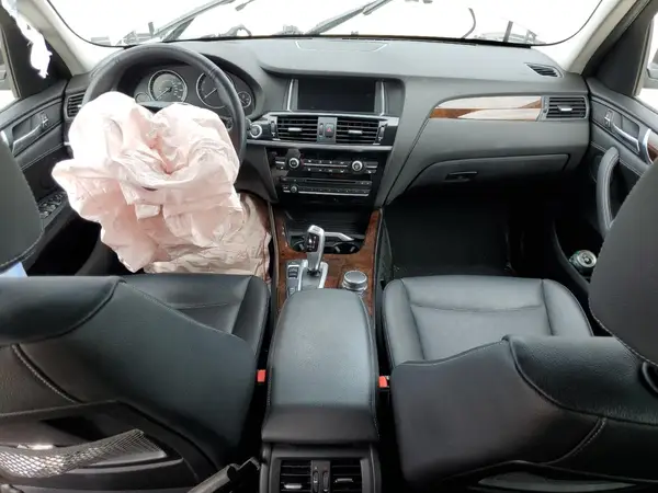 5UXWX9C58H0T10635 2017 BMW X3 - Image 8