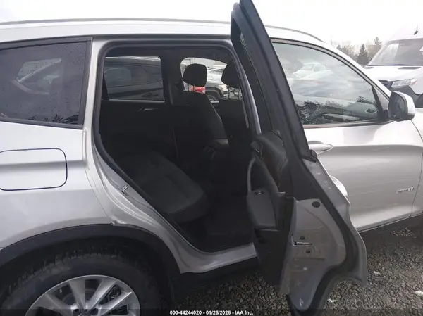 5UXWX9C59G0D81053 2016 BMW X3 - Image 8