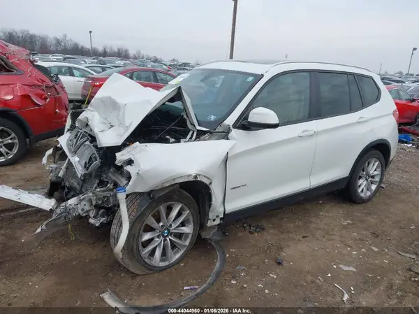 5UXWX9C59G0D86902 2016 BMW X3 - Image 2