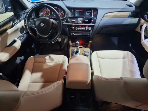 5UXWX9C59H0T01264 2017 BMW X3 - Image 8