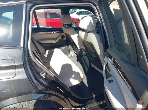 5UXWX9C59H0T03256 2017 BMW X3 - Image 8
