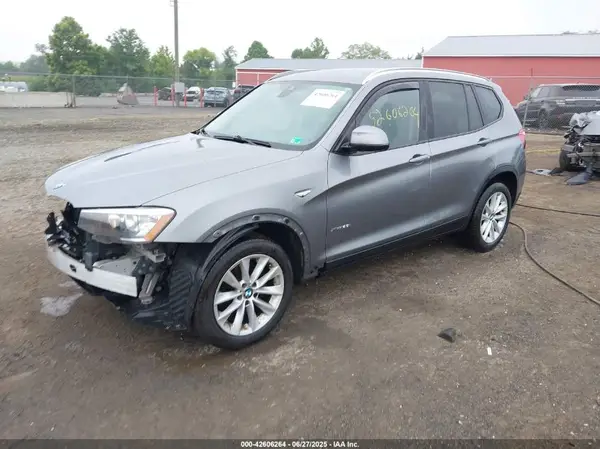 5UXWX9C59H0T04634 2017 BMW X3 - Image 2