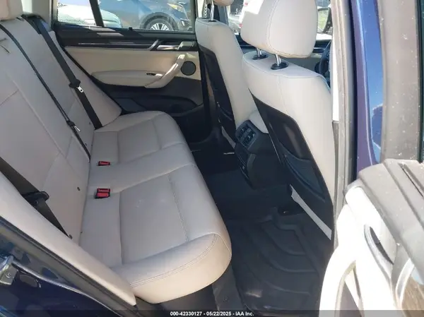 5UXWX9C59H0T05427 2017 BMW X3 - Image 8