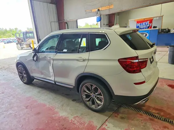5UXWX9C59H0T11910 2017 BMW X3 - Image 2