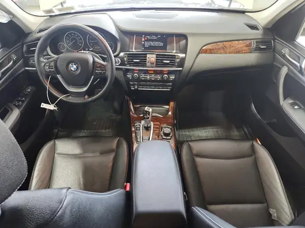 5UXWX9C59H0T11910 2017 BMW X3 - Image 8