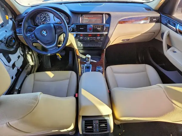 5UXWX9C59H0T14208 2017 BMW X3 - Image 8