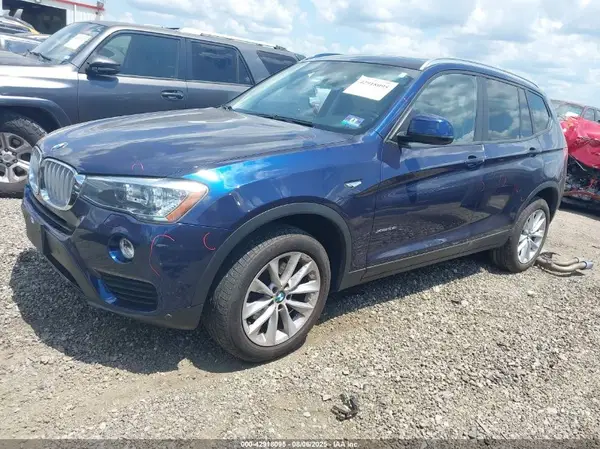 5UXWX9C59H0T15911 2017 BMW X3 - Image 2