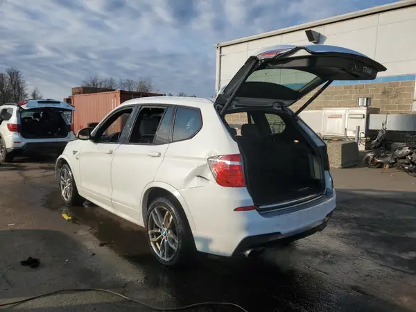 5UXWX9C5XG0D79070 2016 BMW X3 - Image 2