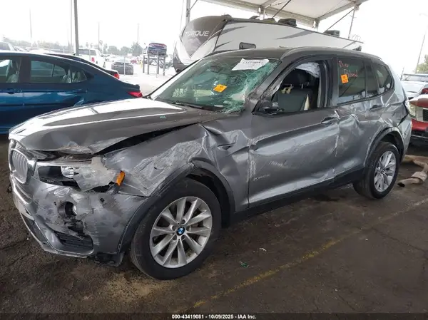 5UXWX9C5XG0D85144 2016 BMW X3 - Image 2