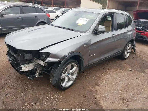 5UXWX9C5XH0D96369 2017 BMW X3 - Image 2