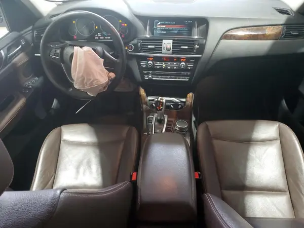 5UXWX9C5XH0D98574 2017 BMW X3 - Image 8