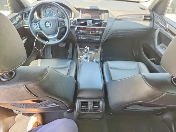 5UXWX9C5XH0D98607 2017 BMW X3 - Image 8