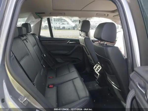 5UXWX9C5XH0T00673 2017 BMW X3 - Image 8