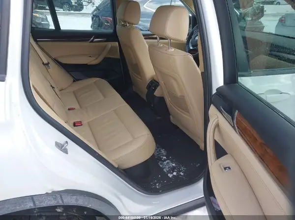 5UXWX9C5XH0T06148 2017 BMW X3 - Image 8