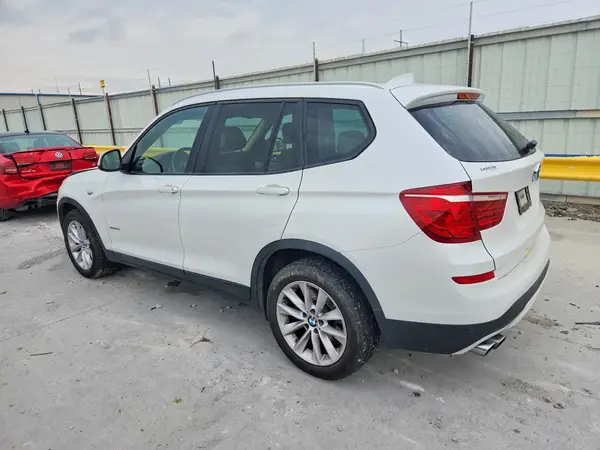 5UXWX9C5XH0T06330 2017 BMW X3 - Image 2