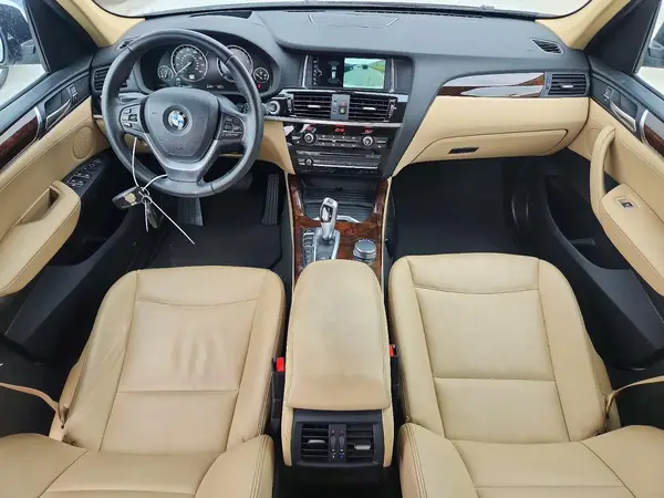 5UXWX9C5XH0T06330 2017 BMW X3 - Image 8