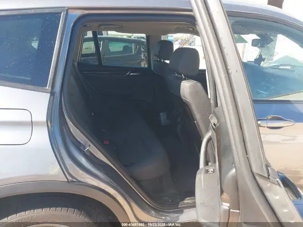 5UXWX9C5XH0T06456 2017 BMW X3 - Image 8