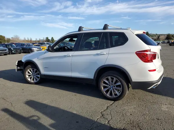 5UXWX9C5XH0T08241 2017 BMW X3 - Image 2