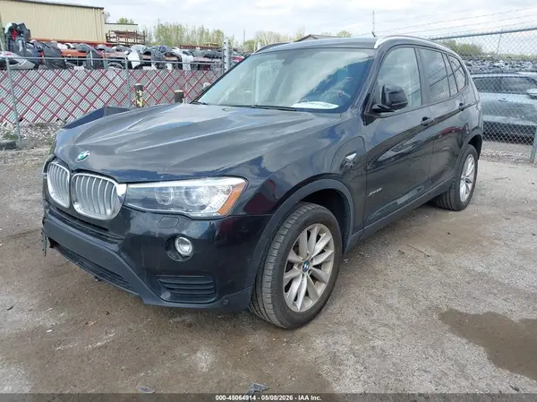 5UXWX9C5XH0T09146 2017 BMW X3 - Image 2