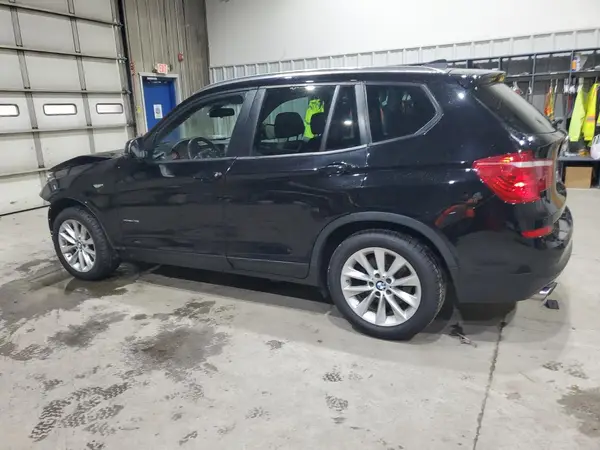 5UXWX9C5XH0T12628 2017 BMW X3 - Image 2