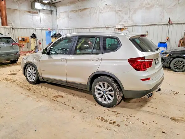 5UXWX9C5XH0T12886 2017 BMW X3 - Image 2