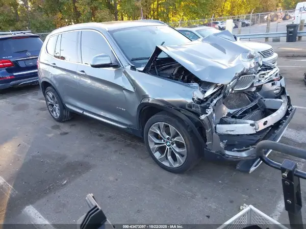 5UXWX9C5XH0T13844 2017 BMW X3 - Image 1
