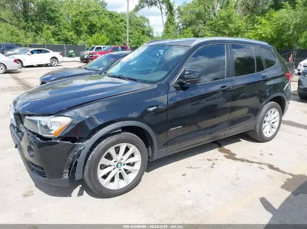 5UXWX9C5XH0T15416 2017 BMW X3 - Image 2