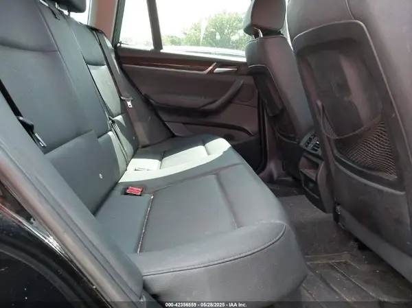 5UXWX9C5XH0T15416 2017 BMW X3 - Image 8