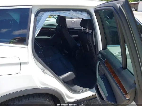 5UXWY3C52G0N87354 2016 BMW X3 - Image 8