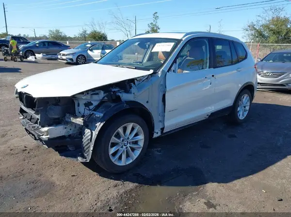 5UXWY3C52G0N87998 2016 BMW X3 - Image 2