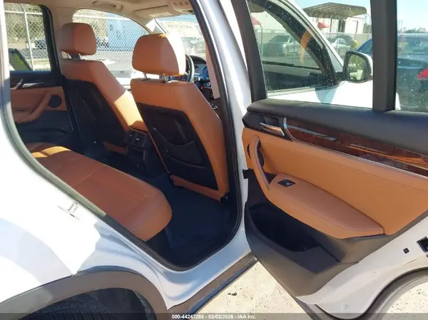 5UXWY3C52G0N87998 2016 BMW X3 - Image 8