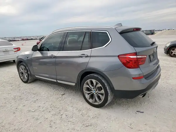 5UXWY3C52G0N88813 2016 BMW X3 - Image 2