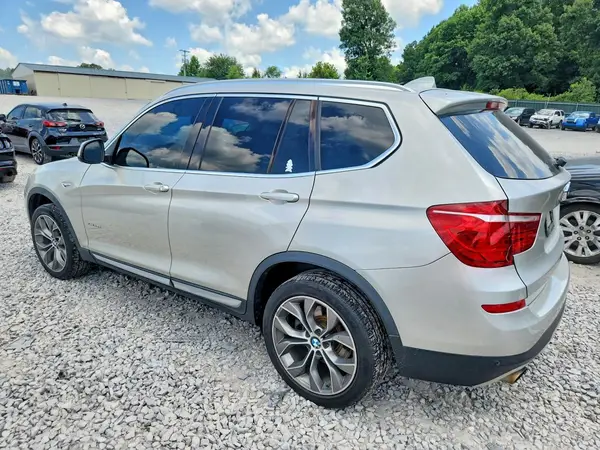 5UXWY3C55G0N86909 2016 BMW X3 - Image 2