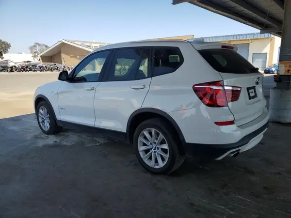 5UXWY3C57G0N88130 2016 BMW X3 - Image 2
