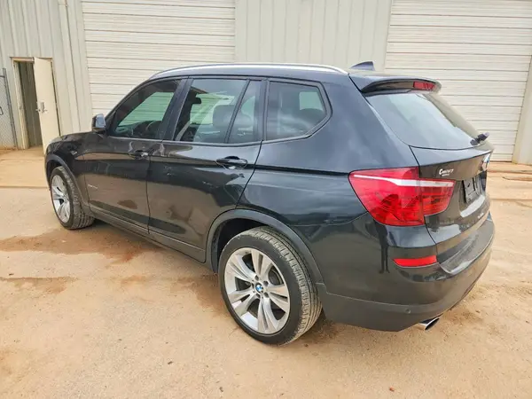 5UXWY3C59G0N86752 2016 BMW X3 - Image 2