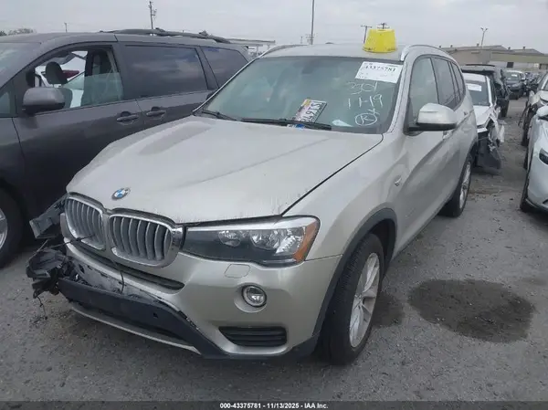 5UXWZ7C30H0V90886 2017 BMW X3 - Image 2