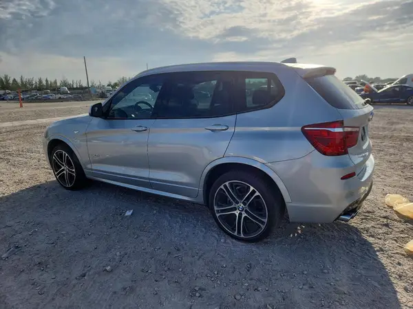 5UXWZ7C30H0X40592 2017 BMW X3 - Image 2