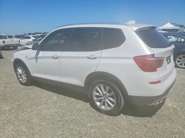5UXWZ7C30H0X41404 2017 BMW X3 - Image 2